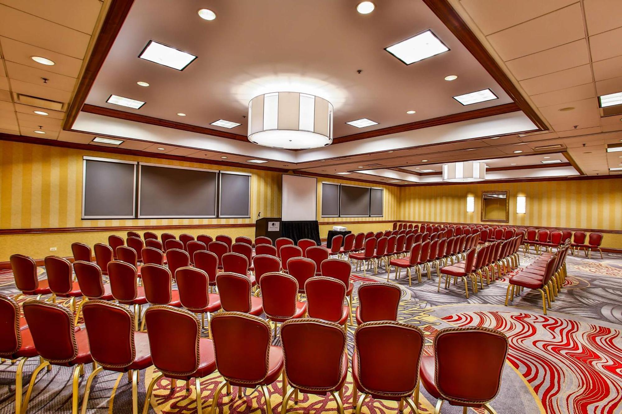 Doubletree By Hilton Chicago/Alsip Otel Dış mekan fotoğraf